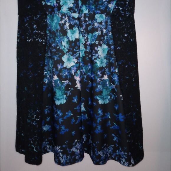 🆕👗Roz & Ali Floral Fit and Flare Dress - Picture 7 of 8